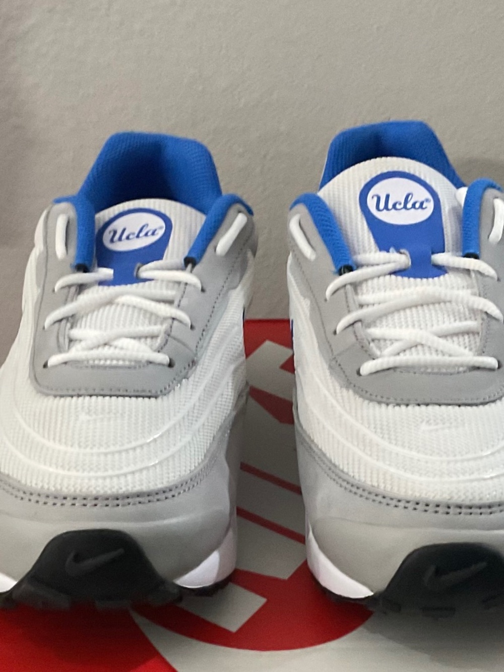 Nike Air Max VERSE UCLA - IB3231-100.